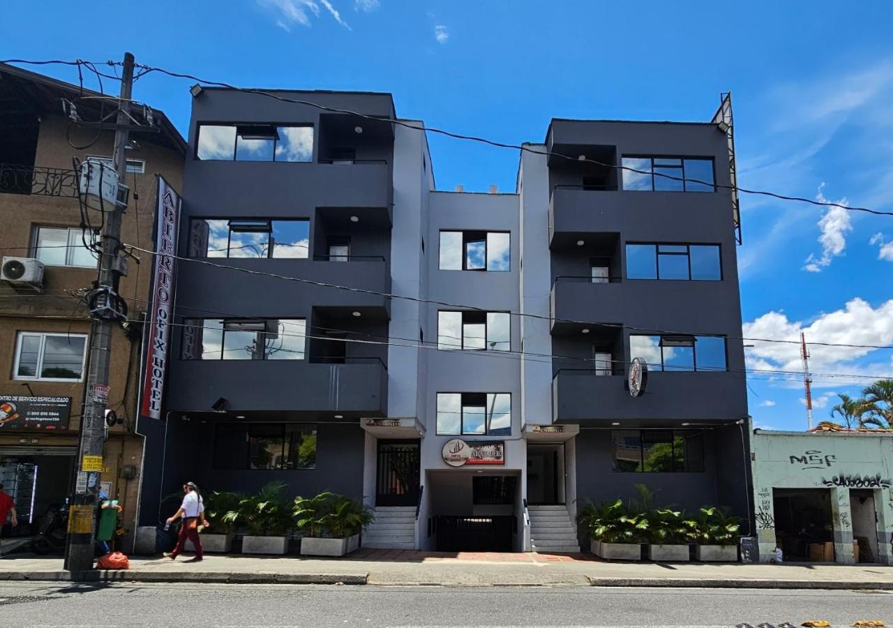 Hotel Ofix Medellín Buitenkant foto