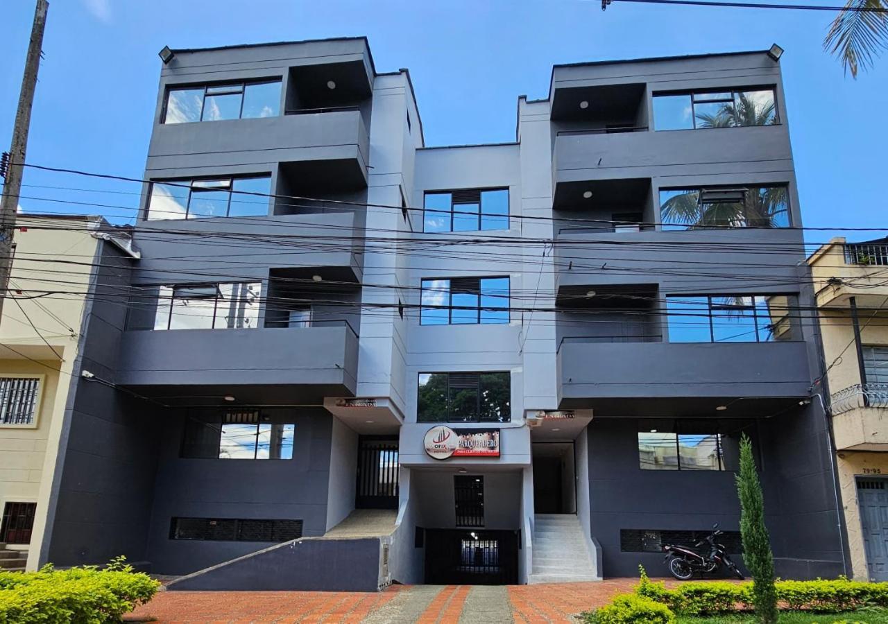 Hotel Ofix Medellín Buitenkant foto
