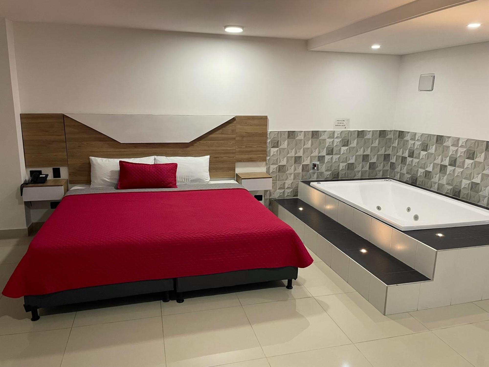 Hotel Ofix Medellín Buitenkant foto