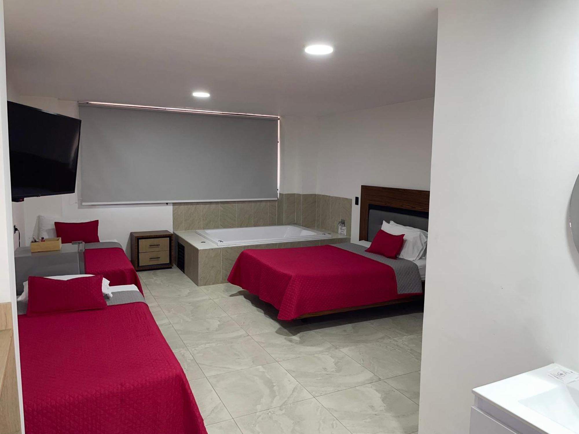 Hotel Ofix Medellín Buitenkant foto