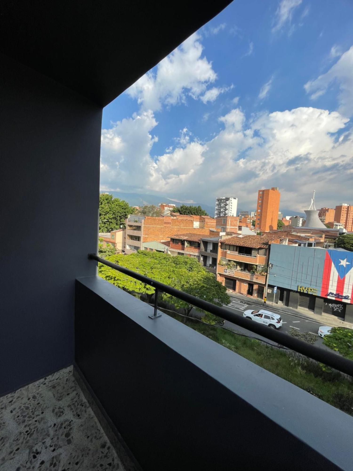 Hotel Ofix Medellín Buitenkant foto