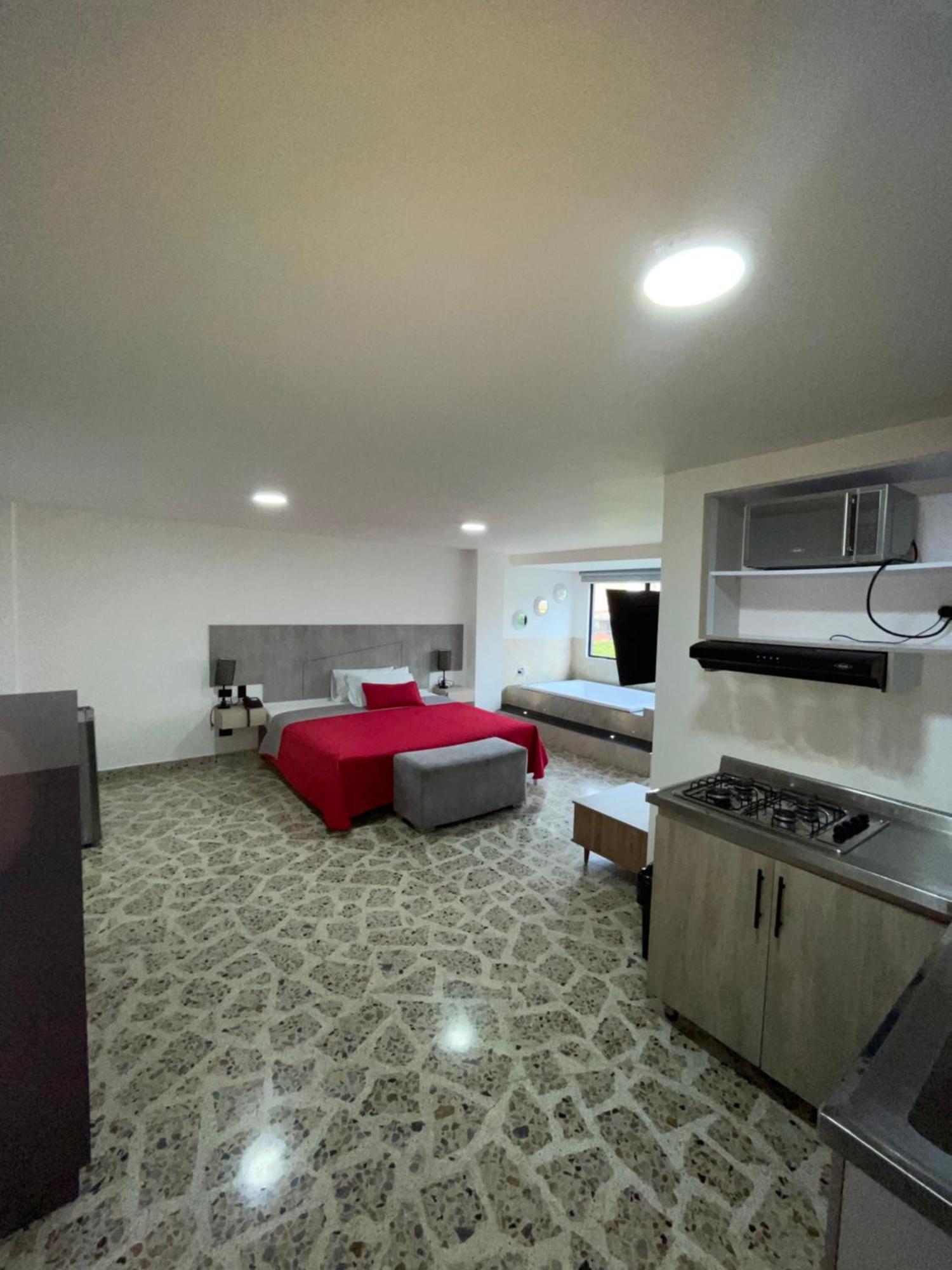 Hotel Ofix Medellín Buitenkant foto