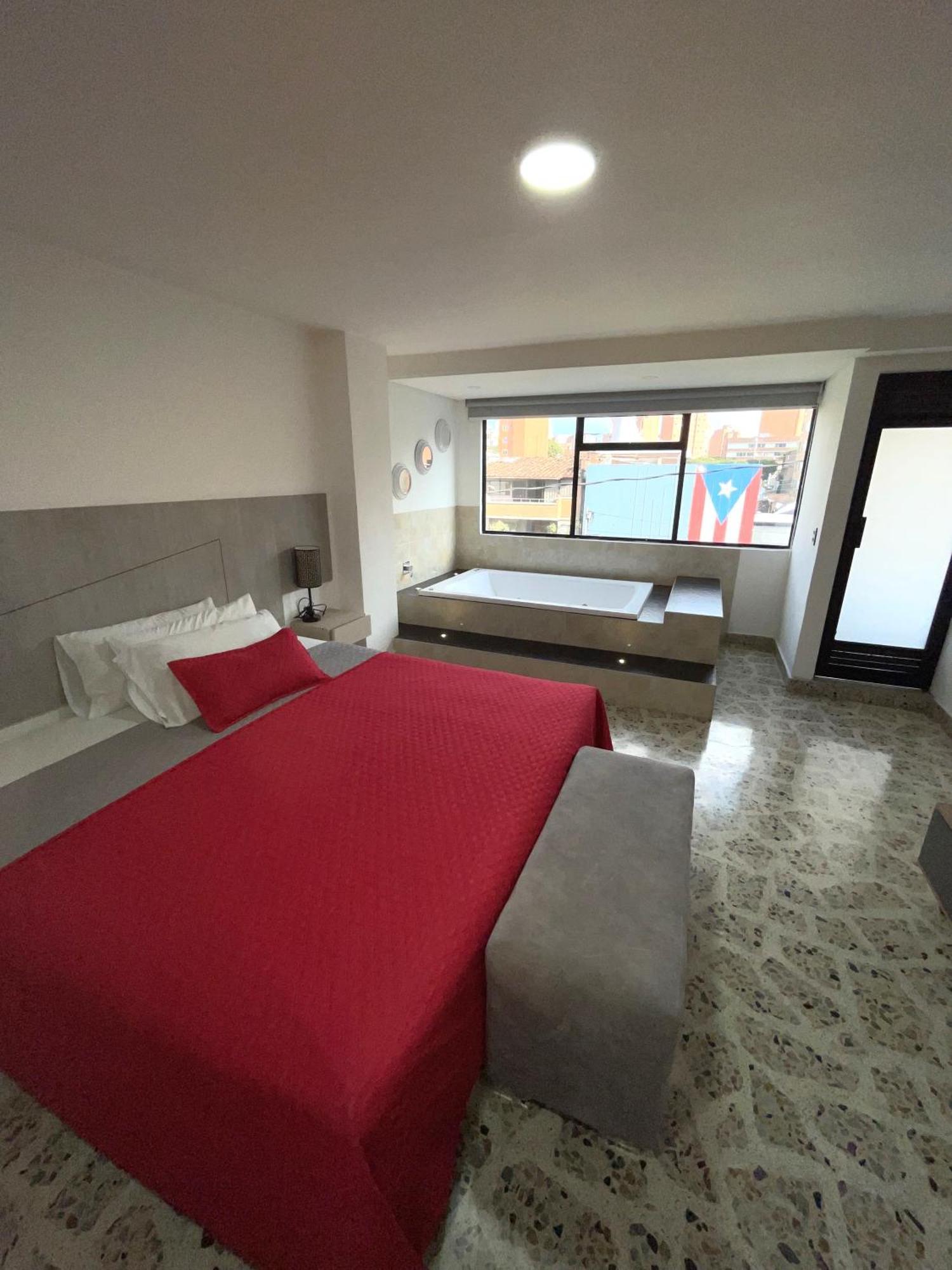 Hotel Ofix Medellín Buitenkant foto