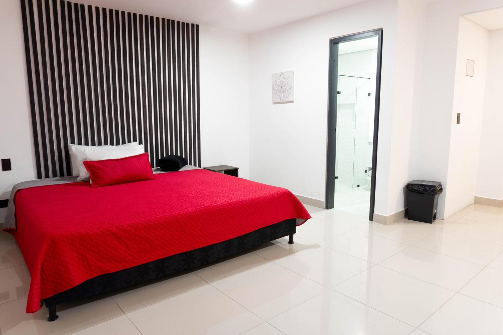 Hotel Ofix Medellín Buitenkant foto